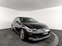 Volkswagen Golf 1.0 eTSI Active | Panoramadak | Trekhaak | Navigatie | Stoelverwarming |