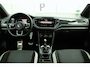 Volkswagen T-Roc 1.5 TSI 150pk DSG Sport Business R | Navigatie | Trekhaak | Stoelverwarming