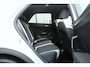 Volkswagen T-Roc 1.5 TSI 150pk DSG Sport Business R | Navigatie | Trekhaak | Stoelverwarming