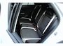 Volkswagen T-Roc 1.5 TSI 150pk DSG Sport Business R | Navigatie | Trekhaak | Stoelverwarming