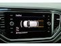 Volkswagen T-Roc 1.5 TSI 150pk DSG Sport Business R | Navigatie | Trekhaak | Stoelverwarming