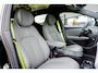 Lynk & Co 02 More 66 kWh MY27 | HEICO 21" Wielen | HEICO Verlagingsveren | 360 Graden Camera | Harman Kardon | Panoramadak | Elektrisch bedienbare voorstoelen met geheugen | Keyless Entry | Getint glas | Adaptieve Cruise Control | Dodehoekassistent | Sfeerverlichting | Stuurwielverwarming | Stoelverwarming