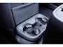Lynk & Co 02 More 66 kWh MY27 | HEICO 21" Wielen | HEICO Verlagingsveren | 360 Graden Camera | Harman Kardon | Panoramadak | Elektrisch bedienbare voorstoelen met geheugen | Keyless Entry | Getint glas | Adaptieve Cruise Control | Dodehoekassistent | Sfeerverlichting | Stuurwielverwarming | Stoelverwarming