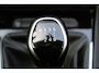Opel Grandland 1.2-130pk Turbo GS-Line. Zeer nette, sportieve en luxe hoogzitter, slechts 43.000km ! Autm. airco dual, camera, half leder, navigatie, telefoonvoorb, Apple carplay/Android auto, lane- en side assist, cruise control, metallic lak, LM wielen etc.