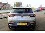 Opel Grandland 1.2-130pk Turbo GS-Line. Zeer nette, sportieve en luxe hoogzitter, slechts 43.000km ! Autm. airco dual, camera, half leder, navigatie, telefoonvoorb, Apple carplay/Android auto, lane- en side assist, cruise control, metallic lak, LM wielen etc.