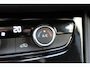 Opel Grandland 1.2-130pk Turbo GS-Line. Zeer nette, sportieve en luxe hoogzitter, slechts 43.000km ! Autm. airco dual, camera, half leder, navigatie, telefoonvoorb, Apple carplay/Android auto, lane- en side assist, cruise control, metallic lak, LM wielen etc.