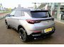 Opel Grandland 1.2-130pk Turbo GS-Line. Zeer nette, sportieve en luxe hoogzitter, slechts 43.000km ! Autm. airco dual, camera, half leder, navigatie, telefoonvoorb, Apple carplay/Android auto, lane- en side assist, cruise control, metallic lak, LM wielen etc.