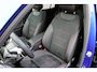 Mercedes-Benz GLB 180 AMG 7 Persoons Facelift | Pano | Trekhaak | Multibeam LED | Keyless | Stoelverwarming | Spectraalblauw