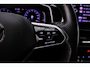 Volkswagen T-Roc R-Line Business 1.5 TSI 150pk Adaptive cruise control, Achteruitrijcamera, Parkeersensoren, LED koplampen, App connect, Airco, DAB, Radio, Bluetooth