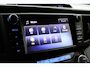 Toyota RAV4 2.5 Hybrid AWD Style | Stuur en stoelverwarming | Trekhaak 1650 kg trekgewicht | Parkeersensoren |