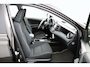 Toyota RAV4 2.5 Hybrid AWD Style | Stuur en stoelverwarming | Trekhaak 1650 kg trekgewicht | Parkeersensoren |