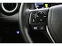 Toyota RAV4 2.5 Hybrid AWD Style | Stuur en stoelverwarming | Trekhaak 1650 kg trekgewicht | Parkeersensoren |