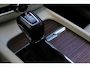 Volvo XC60 2.0 T5 AWD Inscription | 100% Henk Scholten Onderhouden | Actieve Luchtvering met FOUR-C | Gelaagde Zijruiten | Head-up Display | Stoelventilatie | Elektrisch Verstelbare Stoelen Met Geheugen | Nappa Lederen Bekleding | Panoramisch Schuif-/Kanteldak | Bowers & Wilkins Audio | 4-Zone Climate Control | Stoelverwarming Voor- en Achter | Stuurverwarming | BLIS | Adaptieve LED-koplampen met Bochtverlichting | Luminous Sand metallic | Adaptieve Cruise Control Met Pilot Assist | Apple Carplay | Android Auto | Leder Dashboard | 360 Graden Camera | Keyless | Elektrische Achterklep | Volvo Guard Alarm |