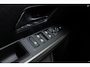 Peugeot E-3008 Allure 73 kWh | Tot 8 jaar fabrieksgarantie! | 527 km Actieradius WLTP | Navigatie | Climate Control | Apple Carplay & Android Auto | Camera | 19'' Lichtmetalen velgen