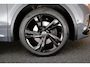 Volkswagen Tiguan 1.4 TSI 245pk eHybrid R-Line Business Black Style Trekhaak Camera Keyless Stoelverwarming Virtual Cockpit Navigatie Panoramadak