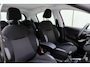 Peugeot 208 1.2 PureTech Blue Lion | Navigatie | Airco | Apple Carplay & Android Auto | Trekhaak | Parkeersensoren achter