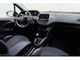 Peugeot 208 1.2 PureTech Blue Lion | Navigatie | Airco | Apple Carplay & Android Auto | Trekhaak | Parkeersensoren achter