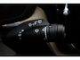 Volvo XC60 T6 Plug-in hybrid AWD Ultra Dark | Luchtvering | Panoramadak | Trekhaak | Verwarmbare voorstoelen, achterbank en stuurwiel | Head-up display | 360 graden camera | Premium audio by Harman Kardon |