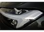 Volvo XC60 T6 Plug-in hybrid AWD Ultra Dark | Luchtvering | Panoramadak | Trekhaak | Verwarmbare voorstoelen, achterbank en stuurwiel | Head-up display | 360 graden camera | Premium audio by Harman Kardon |
