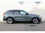 Volvo XC60 T6 Plug-in hybrid AWD Ultra Dark | Luchtvering | Panoramadak | Trekhaak | Verwarmbare voorstoelen, achterbank en stuurwiel | Head-up display | 360 graden camera | Premium audio by Harman Kardon |