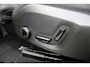 Volvo XC60 T6 Plug-in hybrid AWD Ultra Dark | Luchtvering | Panoramadak | Trekhaak | Verwarmbare voorstoelen, achterbank en stuurwiel | Head-up display | 360 graden camera | Premium audio by Harman Kardon |