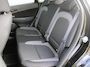 Hyundai Kona 1.6 GDI HEV Comfort | Trekhaak | Camera | 16" LM | Cruise adapt. | Navi | Apple Carplay/Android Auto | Clima | All seasons |