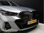 BMW i5 M60 xDrive 84 kWh M Sport Pro [PANORAMADAK, CARBON EXTERIEURPAKKET, M SPORT PAKKET, TREKHAAK, APPLE CARPLAY, ANDROID, BOWERS & WILKINS, CRUISE CONTROL, SFEERVERLICHTING, 360 CAMERA V+A, STOELVERWARMING, STUURVERWARMING, S