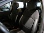 Renault Captur 1.2 TCe Dynamique | Automaat | Trekhaak | Navi | Sensor achter | Autom. inklapbare spiegels