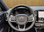 Volvo XC40 2.0 B4 Plus Black Edition | Trekhaak | Panoramadak | Stoel + Stuur Verwarming | 360 Camera | Harman Kardon |