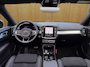 Volvo XC40 2.0 B4 Plus Black Edition | Trekhaak | Panoramadak | Stoel + Stuur Verwarming | 360 Camera | Harman Kardon |