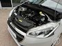 Peugeot 208 1.2 82 pk Signature 5 deurs