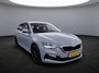 Skoda Scala 1.0 TSI Ambition / App connect / Parkeersensoren achter / Lichtmetaal 16 inch /