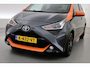 Toyota Aygo 1.0 VVT-i x-JBL | Rijklaar! | Apple CarPlay | Camera | Clima | All Seasons |