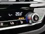 BMW iX3 Executive 80 kWh SOH 98% / Shadow Line / Panoramadak / Leder / Stoelverwarming / Pdc.+Camera / Navigatie / Apk 10-2027