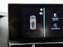 Citroën E-C4 You 50 kWh 136pk | Accu 100% | Lage kilometerstand | Navigatie via Apple Carplay / Android Auto | Climate Control | Cruise Control | Parkeersensoren | DAB+ radio | Bluetooth | Armsteun | Volledig digitaal instrumentenpaneel | Automatisch dimlicht | Regensensor | Multifunctioneel lederen stuurwiel |