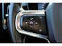 Volvo XC40 1.5 T5 Recharge R-Design Expression | Afwijkende dakkleur | Alarm klasse 1(startblokkering) | Centrale deurvergrendeling met afstandsbediening | Cruise control | dodehoekdetectie met correctie (Bliss) | Kunstlederen/alcantara bekleding | Navigatiesysteem full map + hard disk | Start/stop systeem | Elektrisch glazen schuif-/kanteldak | Rondomzicht camera | Elektrisch verstelbare stoel(en) met geheugen