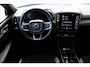 Volvo XC40 1.5 T5 Recharge R-Design Expression | Afwijkende dakkleur | Alarm klasse 1(startblokkering) | Centrale deurvergrendeling met afstandsbediening | Cruise control | dodehoekdetectie met correctie (Bliss) | Kunstlederen/alcantara bekleding | Navigatiesysteem full map + hard disk | Start/stop systeem | Elektrisch glazen schuif-/kanteldak | Rondomzicht camera | Elektrisch verstelbare stoel(en) met geheugen