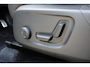 Volvo XC40 1.5 T5 Recharge R-Design Expression | Afwijkende dakkleur | Alarm klasse 1(startblokkering) | Centrale deurvergrendeling met afstandsbediening | Cruise control | dodehoekdetectie met correctie (Bliss) | Kunstlederen/alcantara bekleding | Navigatiesysteem full map + hard disk | Start/stop systeem | Elektrisch glazen schuif-/kanteldak | Rondomzicht camera | Elektrisch verstelbare stoel(en) met geheugen