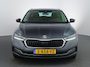 Skoda Octavia Combi 1.5 e-TSI Business Edition | Zwenkhaak | ACC | Stoelverwarming | Camera | Carplay |