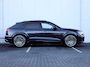 Audi Q8 Competition Plus 60 TFSIe | Panoramadak | Servosluiting | 23" Lichtmetalen velgen | Trekhaak | Optiek zwart |