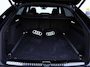 Audi Q8 Competition Plus 60 TFSIe | Panoramadak | Servosluiting | 23" Lichtmetalen velgen | Trekhaak | Optiek zwart |