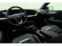 Opel Mokka-e Ultimate 50-kWh 11kw bl. | Navigatie | Stoel & Stuurverwarming | Keyless | Camera | Alcantara bekleding | Climate control | Zwart dak