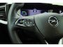 Opel Mokka-e Ultimate 50-kWh 11kw bl. | Navigatie | Stoel & Stuurverwarming | Keyless | Camera | Alcantara bekleding | Climate control | Zwart dak