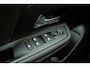 Opel Mokka-e Ultimate 50-kWh 11kw bl. | Navigatie | Stoel & Stuurverwarming | Keyless | Camera | Alcantara bekleding | Climate control | Zwart dak