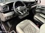 Volkswagen Transporter 2.0 TDI L2H1 150 PK DUBBEL CABINE Highline BULLI 2x SCHUIFDEUR / AUTOMAAT / L2 / GESTOFFEERDE BAK / VIRTUAL DASH / LEDEREN INTERIEUR / 20'' LMV