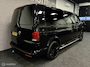 Volkswagen Transporter 2.0 TDI L2H1 150 PK DUBBEL CABINE Highline BULLI 2x SCHUIFDEUR / AUTOMAAT / L2 / GESTOFFEERDE BAK / VIRTUAL DASH / LEDEREN INTERIEUR / 20'' LMV