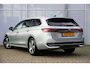 Volkswagen Passat Variant 1.5 eHybrid 204pk Business | SoH 100% | Trekhaak | Head-up | Elektrische Stoelen