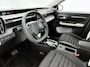 Citroën E-C3 Aircross SUV Max 44 kWh Comfort Range 113pk | Accu 95% | Lage kilometerstand! | Navigatie | Achteruitrijcamera | Climate Control | Cruise Control | Parkeersensoren v+a | Dodehoeksensor | Bluetooth | Draadloze Apple Carplay / Android Auto | Comfortstoelen | Elektrisch inklapbare spiegels | Led koplampen | Donker getint glas | 17" lichtmetalen velgen |