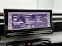 Citroën E-C3 Aircross SUV Max 44 kWh Comfort Range 113pk | Accu 95% | Lage kilometerstand! | Navigatie | Achteruitrijcamera | Climate Control | Cruise Control | Parkeersensoren v+a | Dodehoeksensor | Bluetooth | Draadloze Apple Carplay / Android Auto | Comfortstoelen | Elektrisch inklapbare spiegels | Led koplampen | Donker getint glas | 17" lichtmetalen velgen |