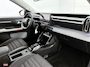 Citroën E-C3 Aircross SUV Max 44 kWh Comfort Range 113pk | Accu 95% | Lage kilometerstand! | Navigatie | Achteruitrijcamera | Climate Control | Cruise Control | Parkeersensoren v+a | Dodehoeksensor | Bluetooth | Draadloze Apple Carplay / Android Auto | Comfortstoelen | Elektrisch inklapbare spiegels | Led koplampen | Donker getint glas | 17" lichtmetalen velgen |
